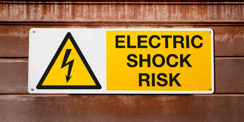 Segnaletica di pericolo in lingua straniera